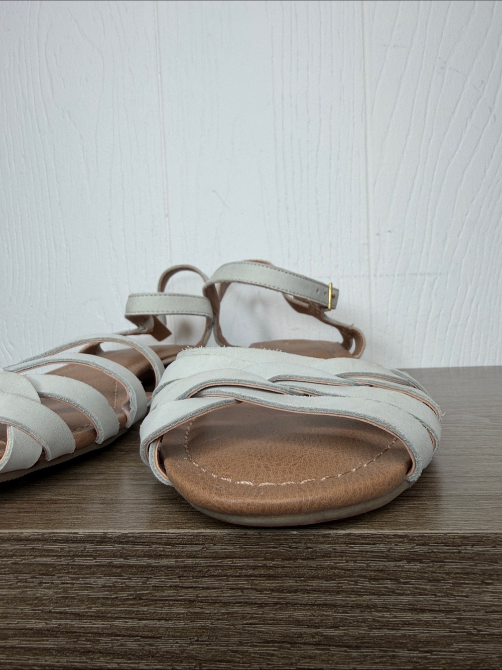 G.H. Bass & Co. Clementine White Strappy Sandals 9 - Picture 6 of 12